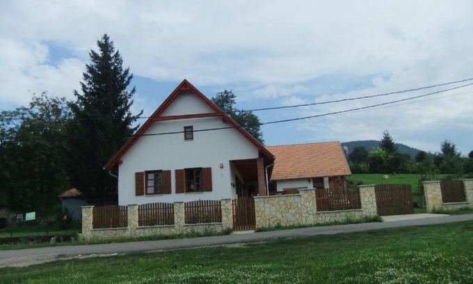 Abaujszanto Haus | Galambos Pincészet