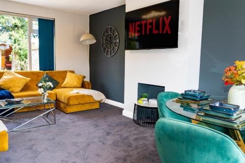 Bristol Haus | Games Room free Parking House