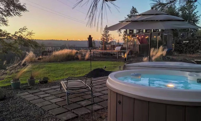 Cliff - Cannon Wohnung | Garden Bodega on Sunset Ridge, Near Downtown, Hot tub, all with Panoramic View