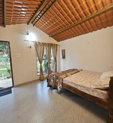 Timbholi Haus | Garden Villa Retreat Dudhsagar Cottages