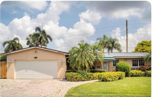 West Hollywood Haus | Gardens Get Away