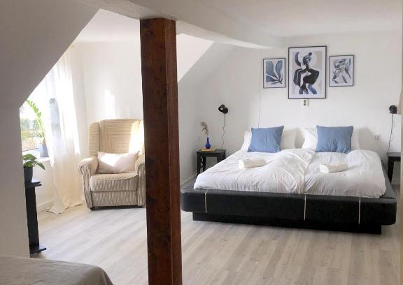 Karlsburg Haus | Gasthaus am Schloss