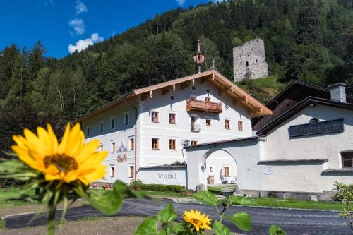 Schonbach Haus | Gasthof Weyerhof