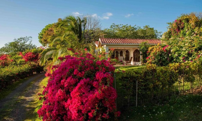 Tilaran Haus | Gateway to Paradise
