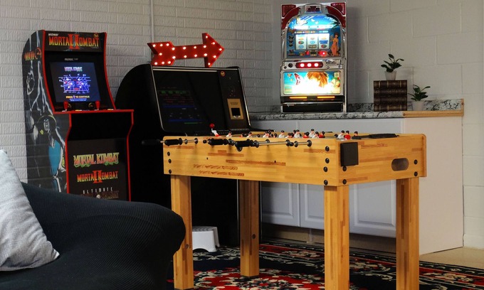 Lakemore Haus | Gather by the Lake at Bear's Cove