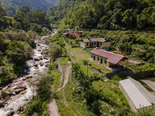 Pauri Haus | Geeta Ji Home Stay