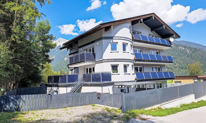Steinberg am Rofan Wohnung | Gemeinsam in den Bergen by Interhome