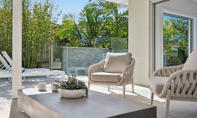 Korora Haus | Gerald's Break Away - Style and luxury with Pool