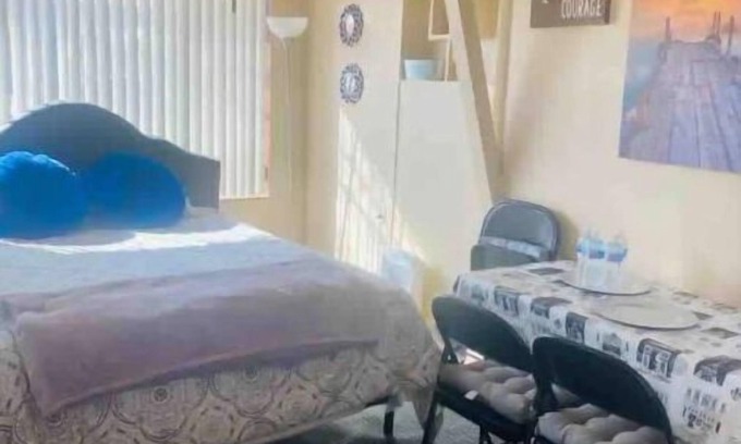 Timberwolf Haus | Get a Great Nights Sleep | Complete Mini Studio