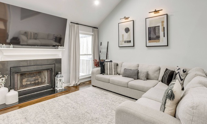 Shannon Haus | Getaway w/Home Gym & Theater Room in Hoover Area