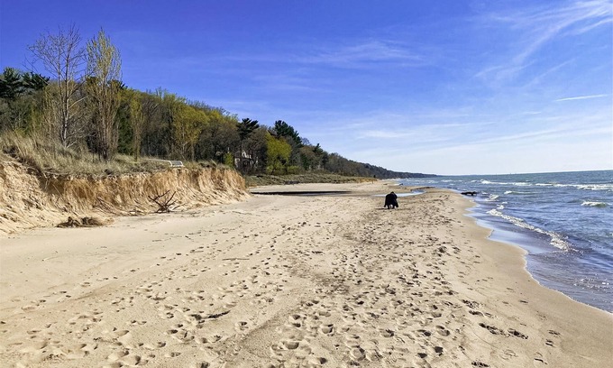 Shorewood-Tower Hills-Harbert Haus | Gigantic lakefront home with private hot tub, washer/dryer, AC, deck, & firepit