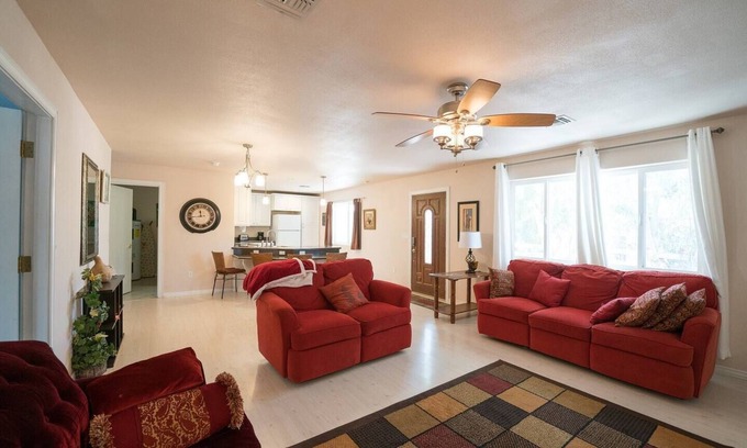 Thatcher Haus | Gila Valley Cottage - in der Nähe von Mt. Graham! Sommerangebote!