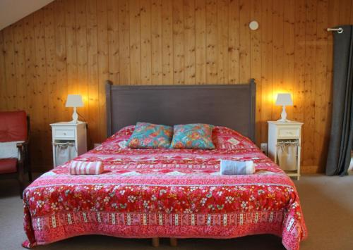 Saint-Leger-les-Paray Haus | Gite calme et cosy, toutes commodités et tourisme
