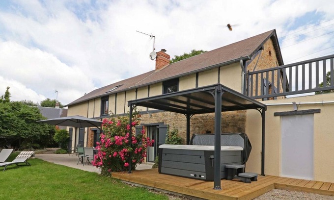 Cisai-Saint-Aubin Hütte | Gasthaus Cisai-Saint-Aubin, 3 Schlafzimmer, 8 Personen