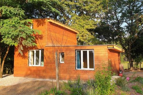 Dommartin-les-Cuiseaux Haus | Gite de La Liambe - Maison en bois à la campagne