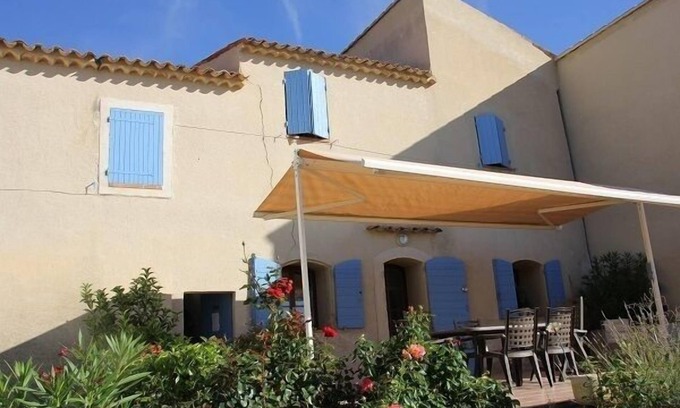 Peypin-d'Aigues Wohnung | Gite in einem Grundstück von 12 Hektar unter 5 Hütten im Luberon mit Schwimmbad