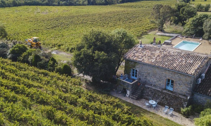 Fressac Sonstige | Gîte in the middle of the vineyards with swimming pool, jacuzzi, air conditioning