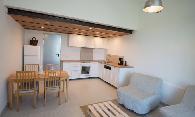 Ansouis Wohnung | Gîte L'Abiho, in the heart of one of France's most beautiful villages, facing the Luberon.