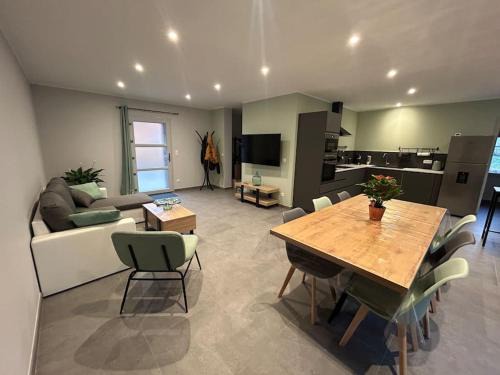 Vaudrey Haus | Gite La Cuisance