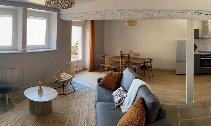 Lavigny Haus | Gîte Le Temps d'une vendange, at the foot of the vineyards and hiking trails