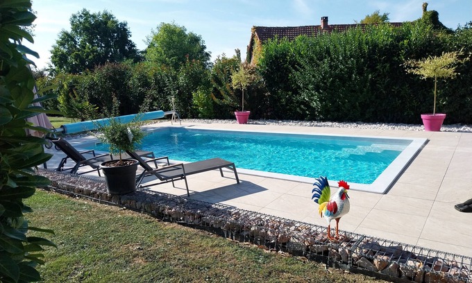 Echassieres Haus | Gite le Terminus, garden and pool view