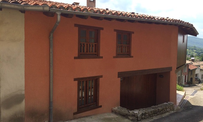 Montoulieu Wohnung | Gite on 2 levels, in authentic village, in Cathar country near Montségur.