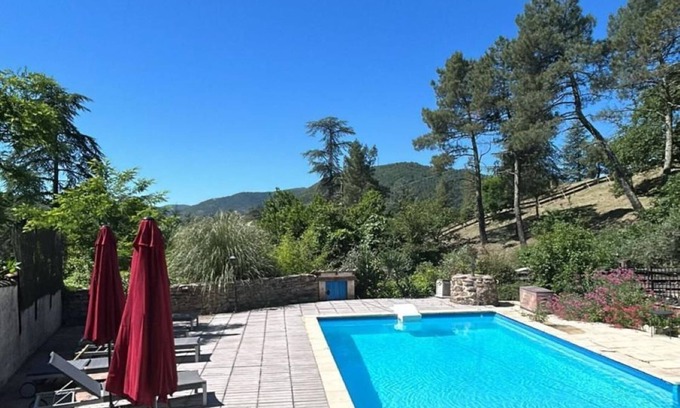 Gagnieres Wohnung | Gîte Pigne de Pin 5 Personen mit Schwimmbad in einer ehemaligen Seidenraupe
