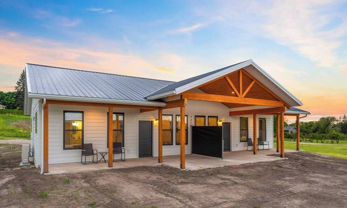 Polson Haus | Glacier Goat Haven