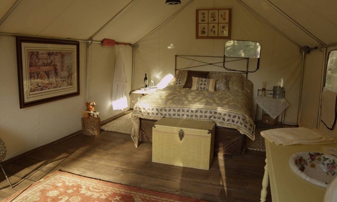 Helena Kabine | Glamping Tent II, Das Hotel liegt auf 80 Acre Ranch, Helena Mt.