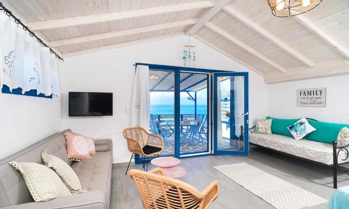 Megalos Prinos Haus | GLAROS BUNGALOW