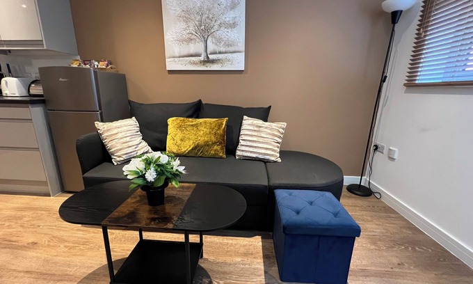 Glastonbury Wohnung | Glastonbury Sacred Vault, 1 Bedroom Split-Level Apt, Sleep 3