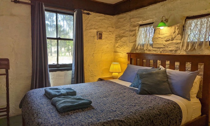 Clare Bed & Breakfast | Glen Morris, Wuthering Heights