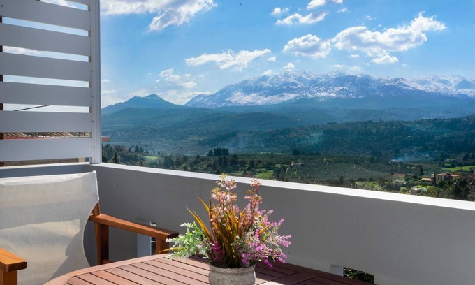 Nipos Wohnung | Glikanisos House Nipos - ideal für Wanderer und Familien 2 Schlafzimmer, 6 Plätze, 10 Minuten zum Strand