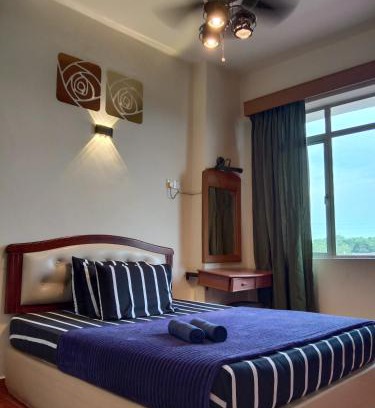 Taman Tanjung Wohnung | GloRy BeAch ResOrt private apartment