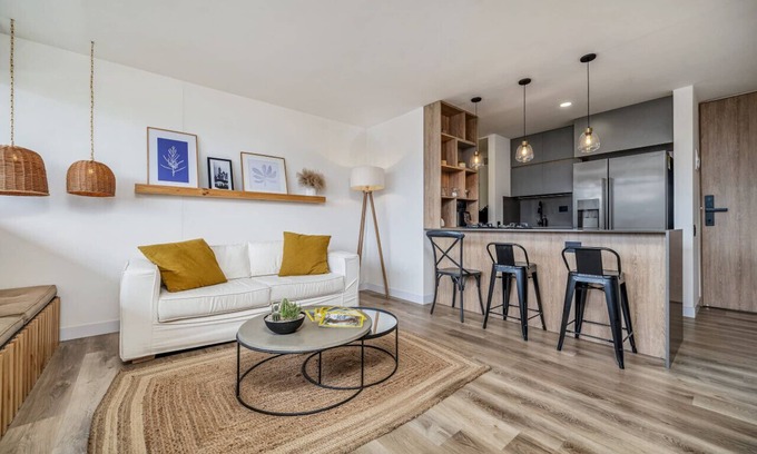 La Aguacatala Wohnung | Go Living 408 · Luxury Apt with AC in El Poblado, GYM and co-work