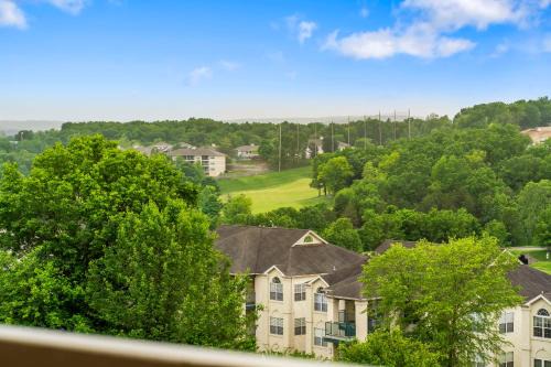 Branson Haus | Golf Course View at the Foothills Resort