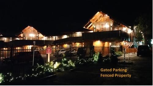 Lakeside Park Kabine | Gondola Lodge & Tahoe Beach Club