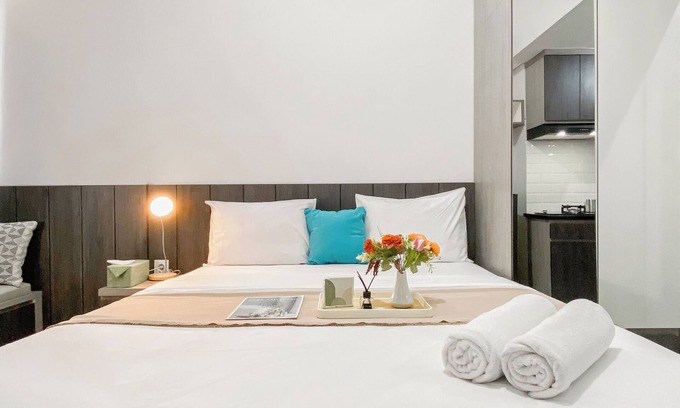 Bekasi Timur Wohnung | Good And Warm Studio At Transpark Juanda Bekasi Timur Apartment