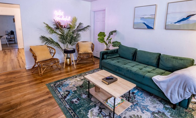 Summerlee Haus | Good Vibes Bungalow - minutes from NRG National Park & Ace Adventure Oark