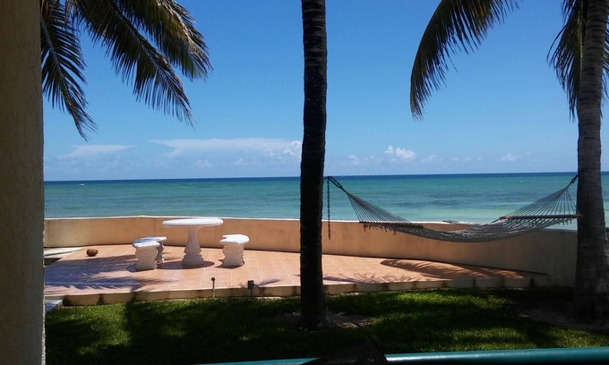 Bahamas Terrace Eigentumswohnung | Wunderschöne Erdgeschoss 3 BR Oceanfront Condo. Erstaunliche Ansichten und Sonnenuntergänge!