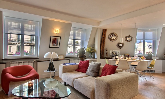 6th Arrondissement Wohnung | Gorgeous 2 BD 2 BTH, with AC and nice view of St. Germain, insurance included
