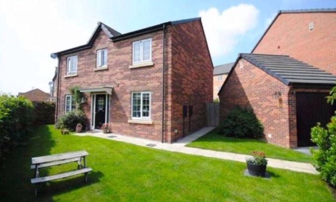 Stanley Haus | Gorgeous 4 bed house by St. Aidans RSPB Reserve