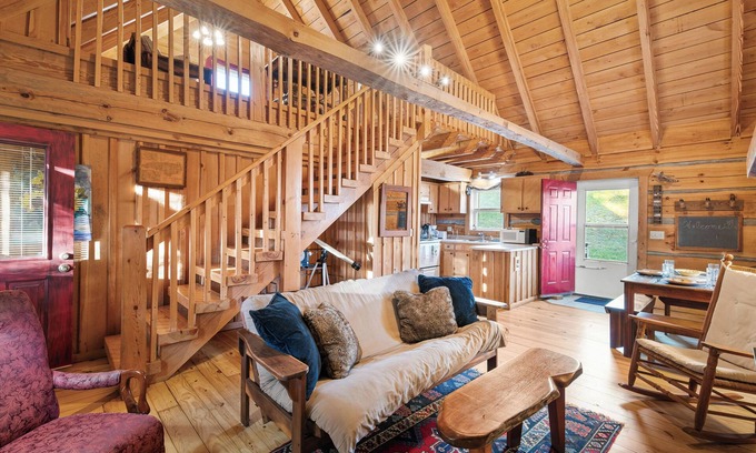 Vesta Kabine | Gorgeous Cabin - Fast 100mbps WiFi - Pet Friendly!