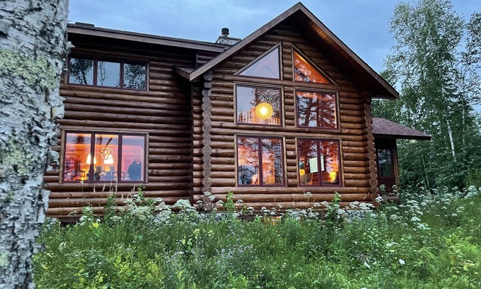 Port Wing Haus | Gorgeous Custom Home with Panoramic Lake Views