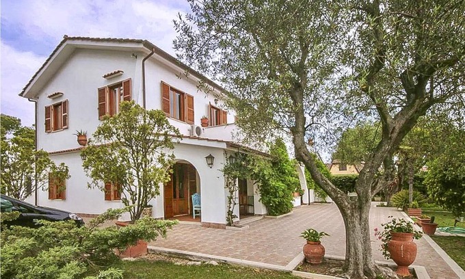 Tor San Lorenzo Haus | Gorgeous Home In Ardea With Wifi