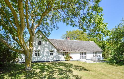 Maribo Haus | Gorgeous Home In Askø With Kitchen