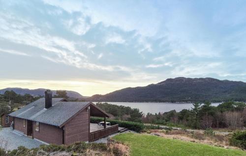 Gulen Municipality Haus | Gorgeous Home In Eivindvik With Wifi