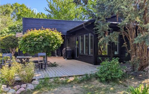 Sissehall Haus | Gorgeous Home In Hasslö With Kitchen