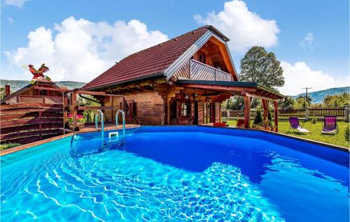Licko Lesce Haus | Gorgeous Home In Licko Lesce