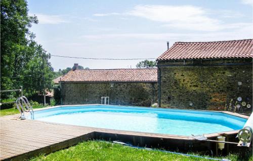 Scille Haus | Gorgeous Home In Scillé With Wifi